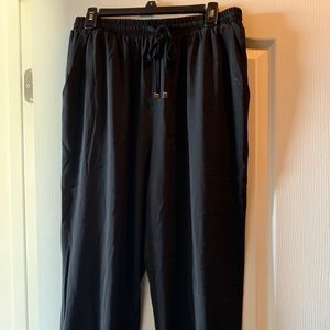 Kittenish black joggers